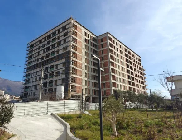 Tirane, shitet apartament 2+1 Kati 7, 108 m² 162.000 € (Porcelan)