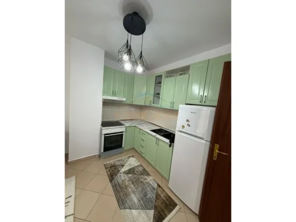 Durres, shitet apartament 1+1+Ballkon Kati 1, 73 m² 