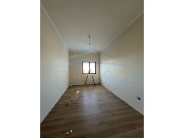 Tirane, shes apartament 2+1 Kati 1, 109 m² 136.250 €