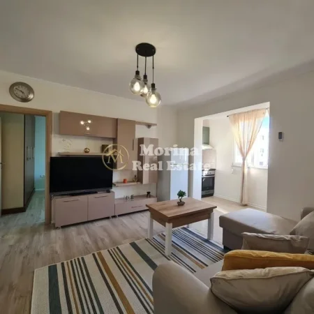 Tirane, shitet apartament 1+1 Kati 3, 43 m² 85.000 € (Ali Demi)
