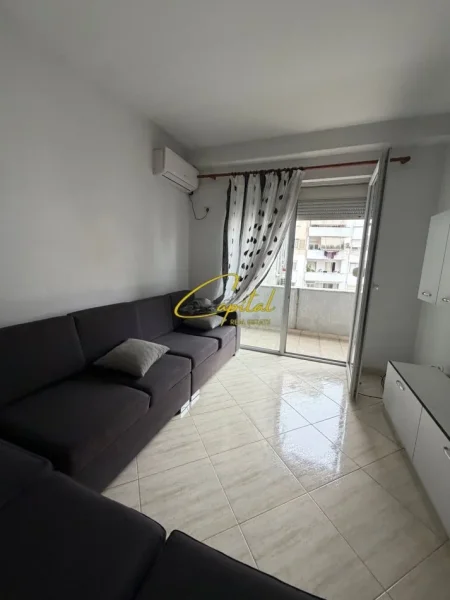 Tirane, jepet me qera apartament 1+1 Kati 3, 77 m² 400 € (ASTIR)