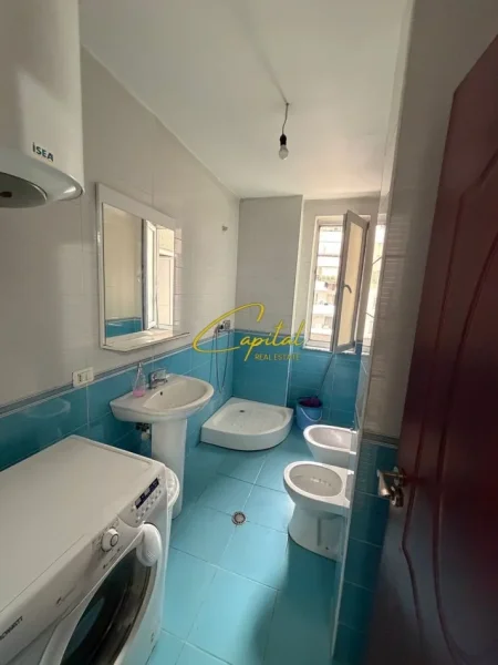 Tirane, jepet me qera apartament 1+1 Kati 3, 77 m² 400 € (ASTIR)