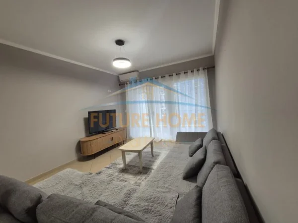 Tirane, shitet apartament 2+1 Kati 2, 99 m² 200.000 € 