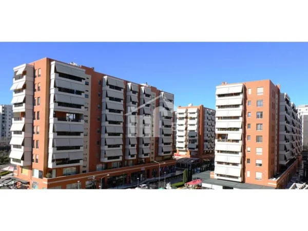 Tirane, jepet me qera zyre Kati 1, 529 m² 13.000 € (BULEVARDI “GJERGJ FISHTA”, KOMPLEKSI “DELIJORGJI”)