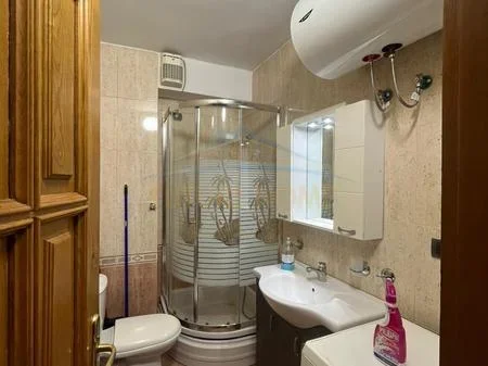 Tirane, jepet me qera apartament 2+1 Kati 6, 68 m² 650 € 