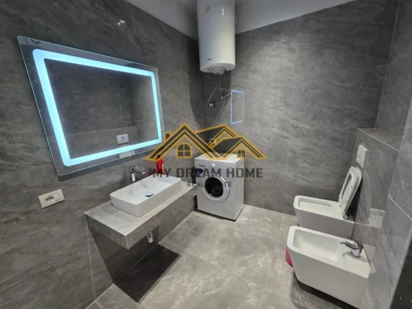 Durres, shitet apartament 2+1 , 111 m² 350.000 € (vollga)