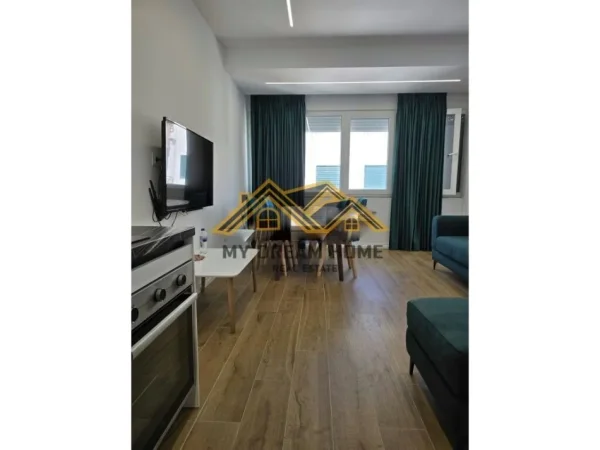 Durres, shitet apartament 1+1 , 49 m² 130.000 € (shkembi kavajes)