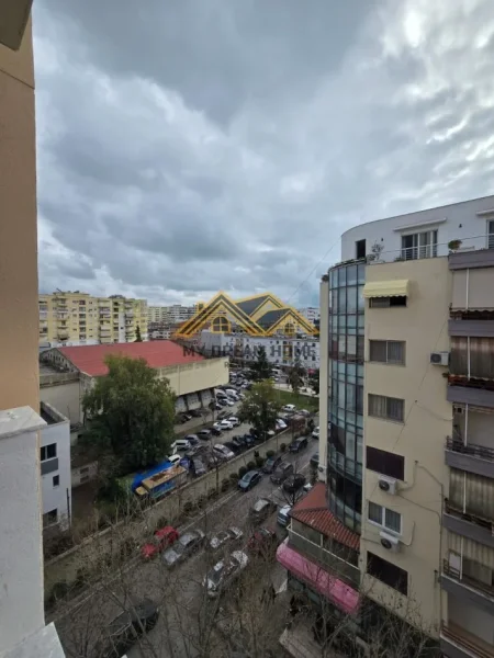 Durres, shitet apartament 2+1 , 106 m² 132.000 € (ish parku sportit)