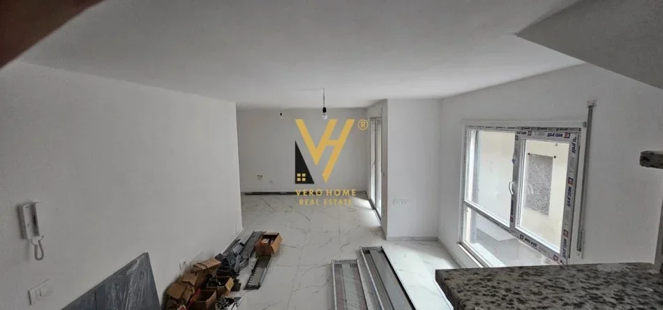 Tirane, shitet apartament duplex 2+1+BALLKON Kati 0, 158 m² 150.860 € (GOLEM)