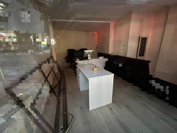Tirane, jepet me qera dyqan Kati 0, 25 m² 720 € (Rruga Tish Dahia)