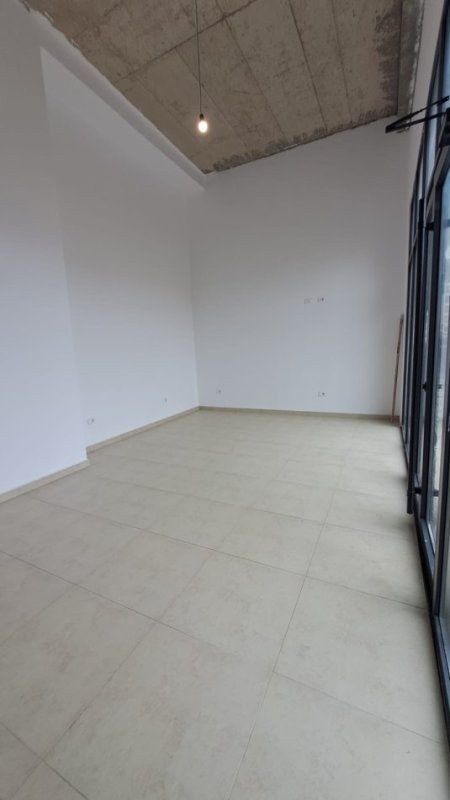 Tirane, jepet me qera Kati 0, 35 m² 500 € (Astir)