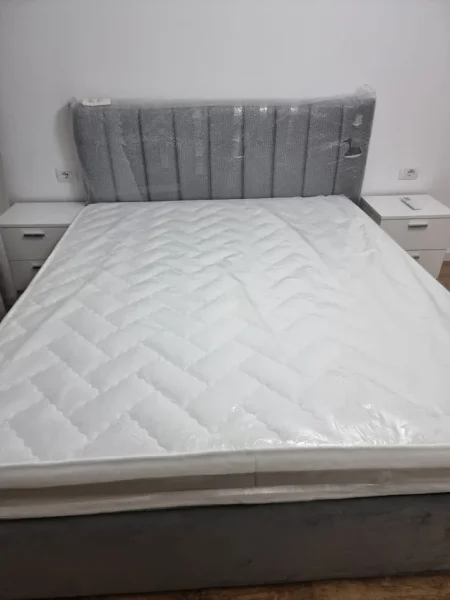 Tirane, jap me qera apartament 1+1+Ballkon Kati 4, 65 m² 850 € (Komuna e Parisit)