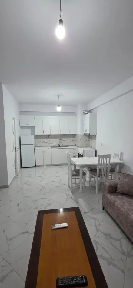 Tirane, jepet me qera apartament 1+1 Kati 7, 74 m² 450 € (Kompleksi Urban Gate Astir)