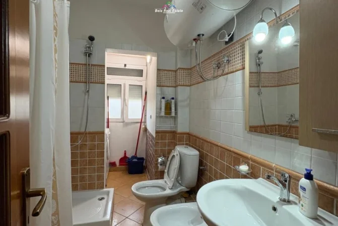 Tirane, jepet me qera apartament 1+1 Kati 2, 70 m² 520 € (Rruga Pandi Dardha)