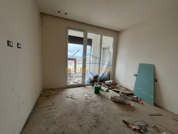 Tirane, shes apartament 2+1+Ballkon Kati 5, 106 m² 190.000 € 