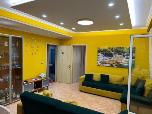 Durres, shitet apartament 2+1 Kati 4, 108 m² 150.000 € (Mali i Robit)