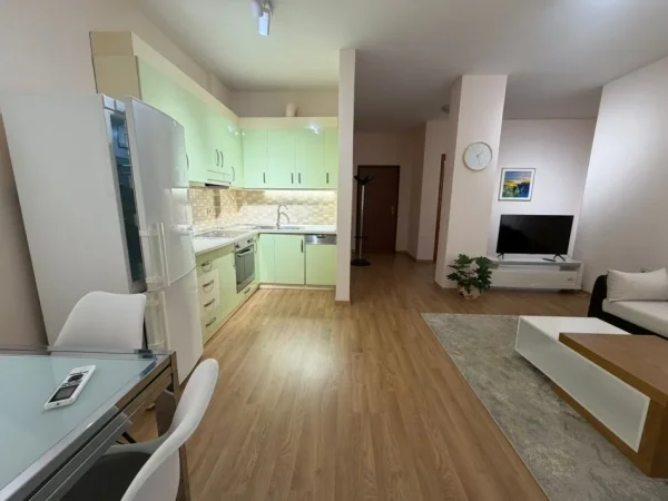 Tirane, jepet me qera apartament 2+1 Kati 3, 112 m² 650 € (Rruga Eduard Mano)