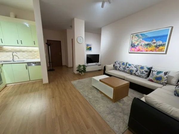 Tirane, jepet me qera apartament 2+1 Kati 3, 112 m² 650 € (Rruga Eduard Mano)