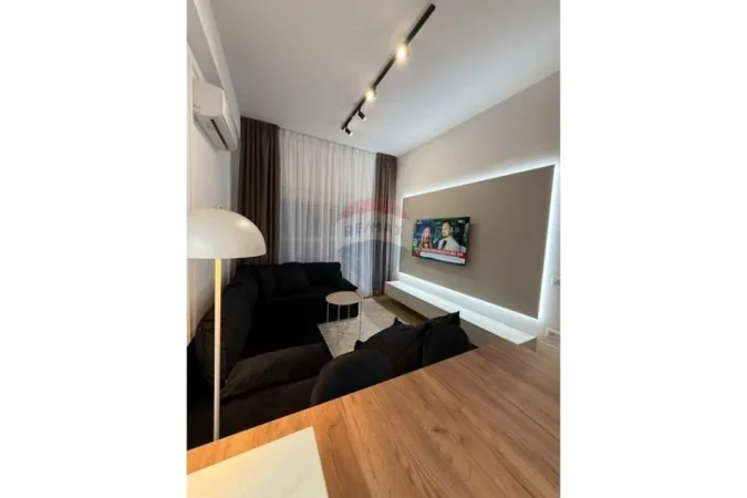 Tirane, jepet me qera apartament , 70 m² (Kompleksi Mangalem)