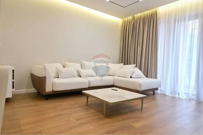 Jepet me qera apartament duplex 2+1 , 130 m² 1.500 € (Kodra e Diellit)