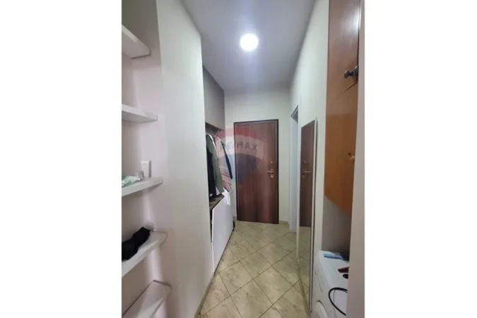 Tirane, jepet me qera garsonier , 41 m² 350 € 