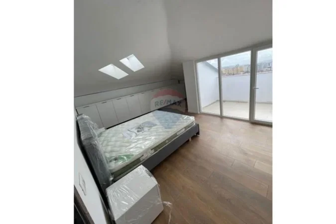 Tirane, shitet apartament 2+1 , 145 m² 193.069 € (Fresku)