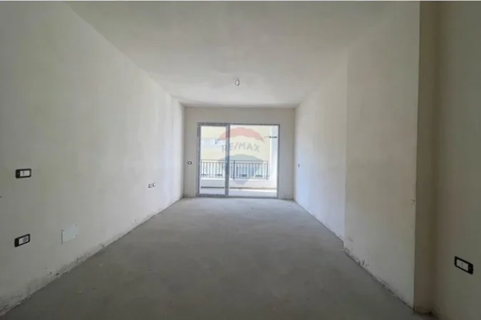 Tirane, shitet , 105 m² 129.000 € (Paskuqan)