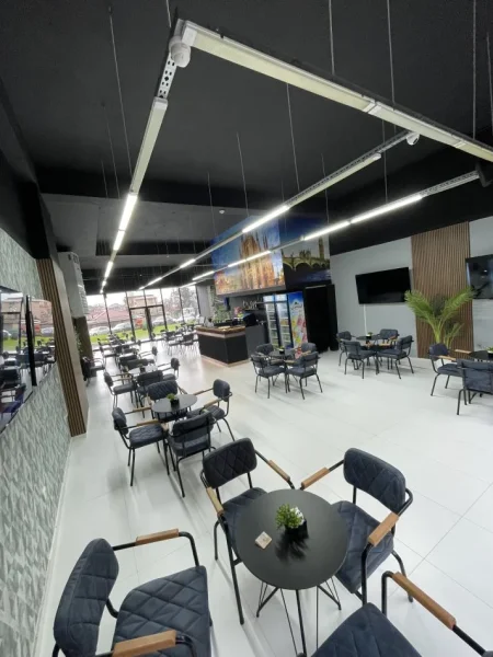 Tirane, jepet me qera dyqan Kati 0, 141 m² 1.100 € (Rruga Dervish Luzha)