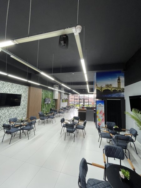 Tirane, jepet me qera dyqan Kati 0, 141 m² 1.100 € (Rruga Dervish Luzha)