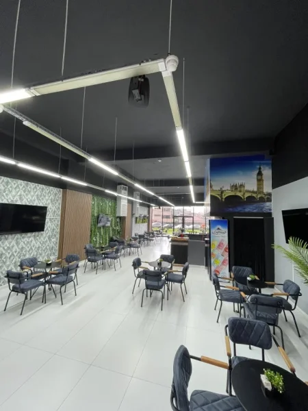 Tirane, jepet me qera dyqan Kati 0, 141 m² 1.100 € (Rruga Dervish Luzha)