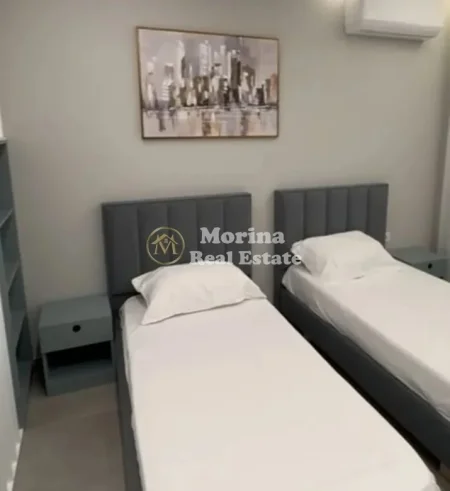 Tirane, jepet me qera apartament 1+1 Kati 7, 40 m² 400 € (5 Maji)