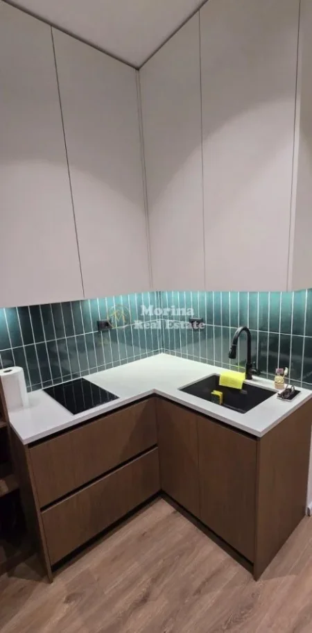 Tirane, jepet me qera garsonier Kati 6, 31 m² 500 € (Ali Demi)