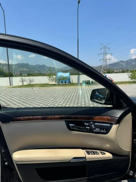 Tirane, shitet makine s class Nafte, e zeze automatik Kondicioner 7.500 €