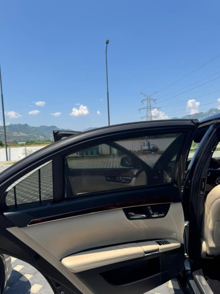Tirane, shitet makine s class Nafte, e zeze automatik Kondicioner 7.500 €