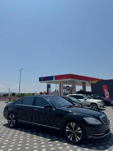 Tirane, shitet makine s class Nafte, e zeze automatik Kondicioner 7.500 €