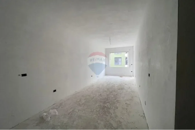 Tirane, shitet apartament 2+1 Kati 3, 93 m² 109.000 € (Paskuqan)