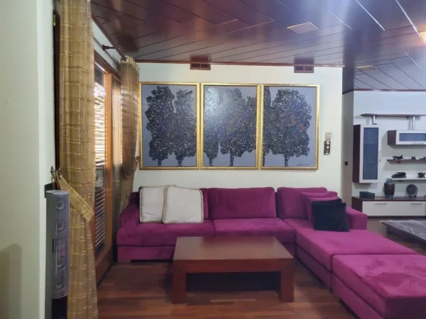 Tirane, jepet me qera apartament 2+1 Kati 7, 109 m² 1.200 € (21 Dhjetori)