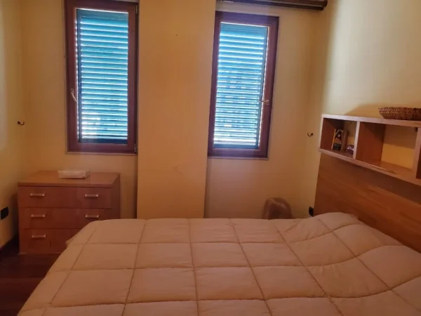 Tirane, jepet me qera apartament 2+1 Kati 7, 109 m² 1.200 € (21 Dhjetori)