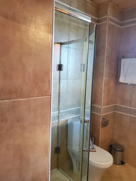 Tirane, jepet me qera apartament 2+1 Kati 7, 109 m² 1.200 € (21 Dhjetori)