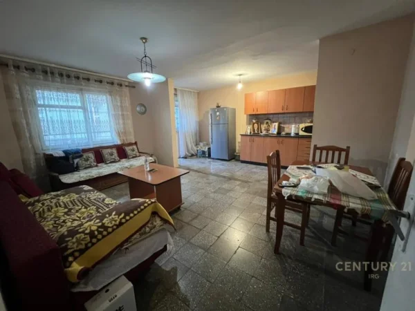 Tirane, shitet apartament 2+1+Aneks+Ballkon Kati 5, 85 m² 210.000 € (qender , sheshi skenderbej)
