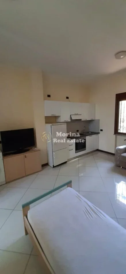 Tirane, jepet me qera garsonier Kati 3, 40 m² 300 € (Kinostudio)