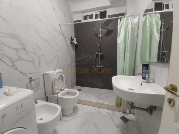 Tirane, jepet me qera apartament 3+1+Aneks+Ballkon Kati 6, 110 m² 700 € (Rruga Haxhi Dalliu prane Bulevardit te Ri)