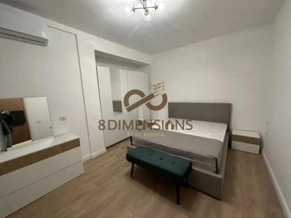 Tirane, jepet me qera apartament duplex 2+1 Kati 5, 140 m² 1.500 € (liqeni i thate)