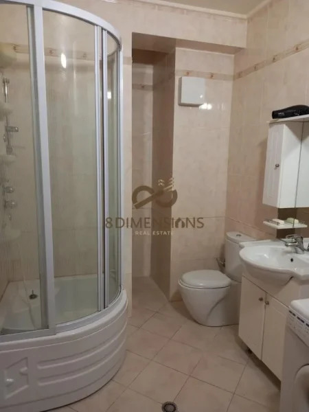 Tirane, jepet me qera apartament 2+1+Ballkon Kati 5, 124 m² 800 € (komuna e parisit)