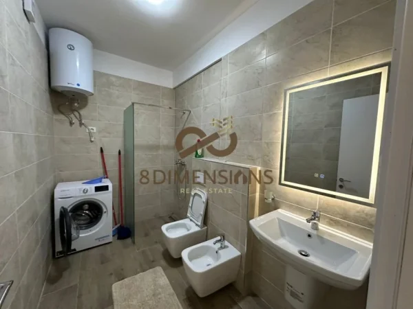 Tirane, jepet me qera apartament 2+1 Kati 2, 110 m² 850 € (liqeni i thate)