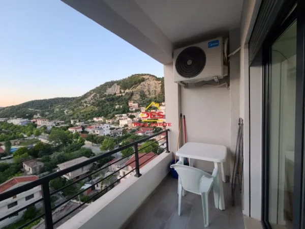 Vlore, shitet apartament 1+1+Ballkon Kati 9, 86 m² 160.000 € (Rruga Murat Tërbaçi)