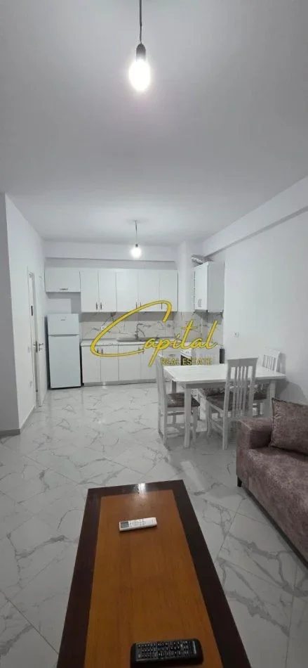 Tirane, jepet me qera apartament 1+1 Kati 7, 75 m² 450 € (ASTIR)