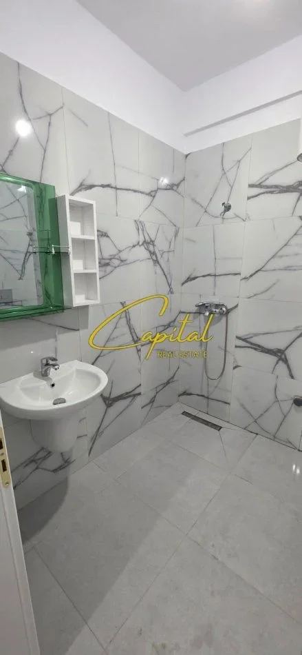 Tirane, jepet me qera apartament 1+1 Kati 7, 75 m² 450 € (ASTIR)