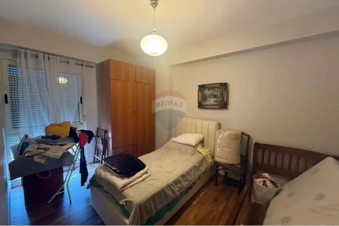 Tirane, jepet me qera apartament 2+1+Aneks+Ballkon Kati 6, 95 m² 800 € (Kompleksi Delijorgji)