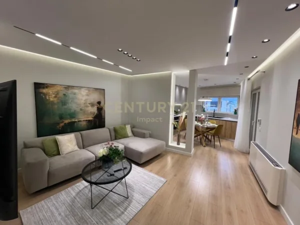 Tirane, shitet apartament 2+1 Kati 8, 116 m² 